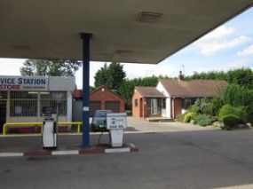 May 2016 - Burstwick Petrol Filling Station, Ellifoot Lane, Burstwick